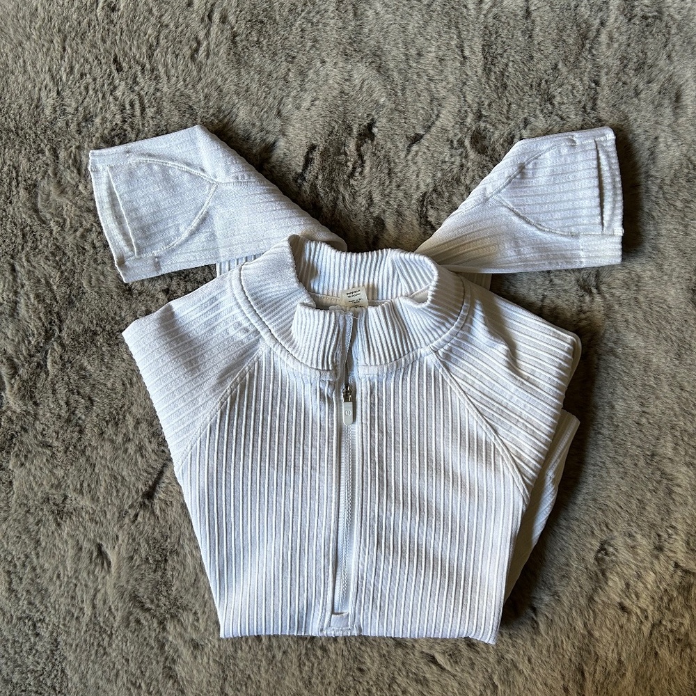Lululemon Ribbed Cropped Half Zip - Picture 5 of 5